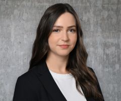 Portrait von Rechtsanwältin Sara Zubanovic